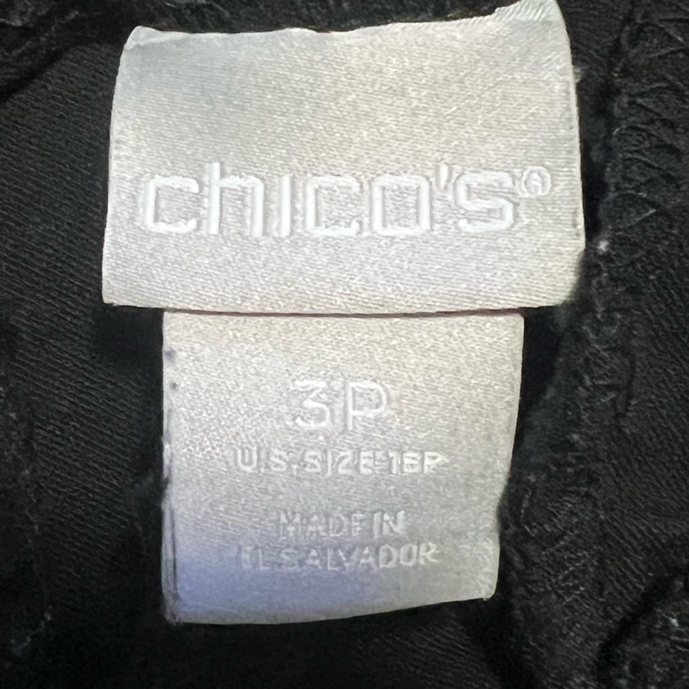 Chicos like new black pull on stretch capris pants with lace bottom - Picture 4 of 4